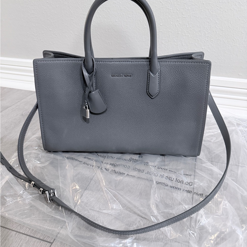 MICHAEL KORS SCARLETT SATCHEL